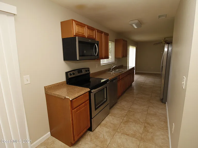 151 Mabry St — Photo 10