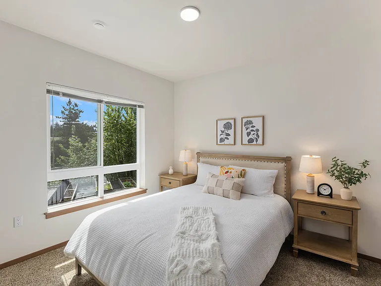 Ovation at Paine Field 55+ Senior Community — Photo 11