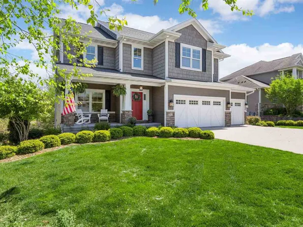2947 High Bluff Dr, Coralville, IA 52241