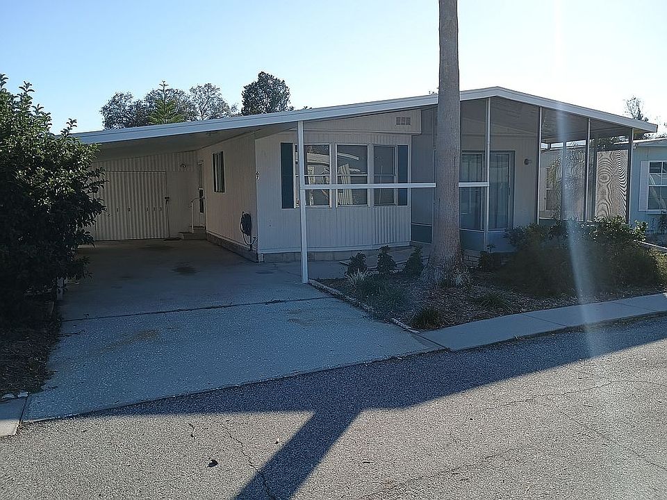 1st image of 67 Rosewood Dr