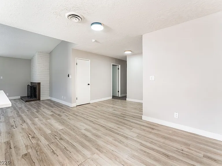 2129 N Michael Way — Photo 19