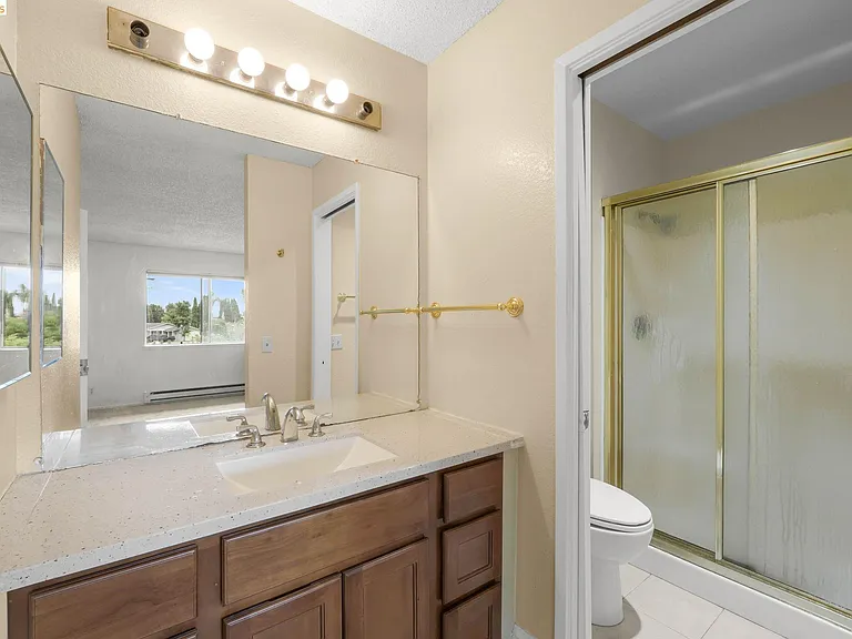 981 Cheryl Ann Cir #40 — Photo 12