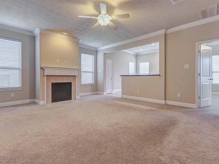 6107 Nicholas Ln — Photo 6