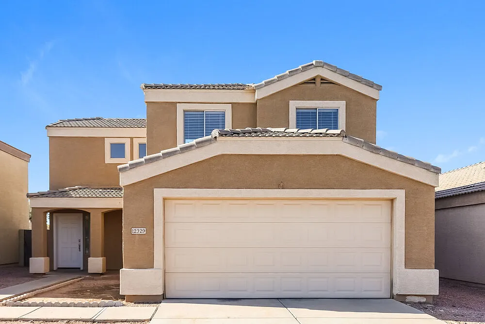 4 bed, 2.5 bath, 1495 sqft, $1,925 — Photo 1