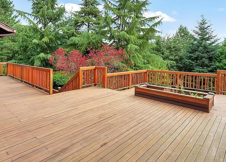 Nice, large deck in the backyard