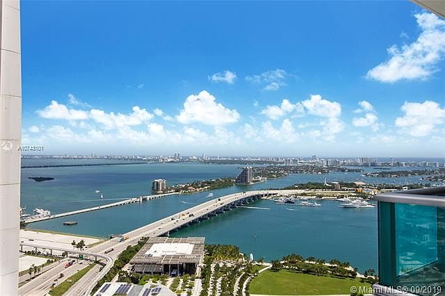1st image of 900 Biscayne Blvd APT 4610