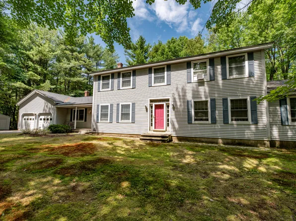 31 Gilbert Drive, Manchester, ME 04351