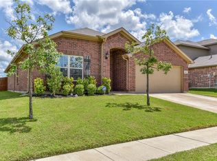 504 Peach Ln, Burleson, TX 76028