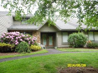 1925 S Ridge Way, Hidden Valley, PA 15502