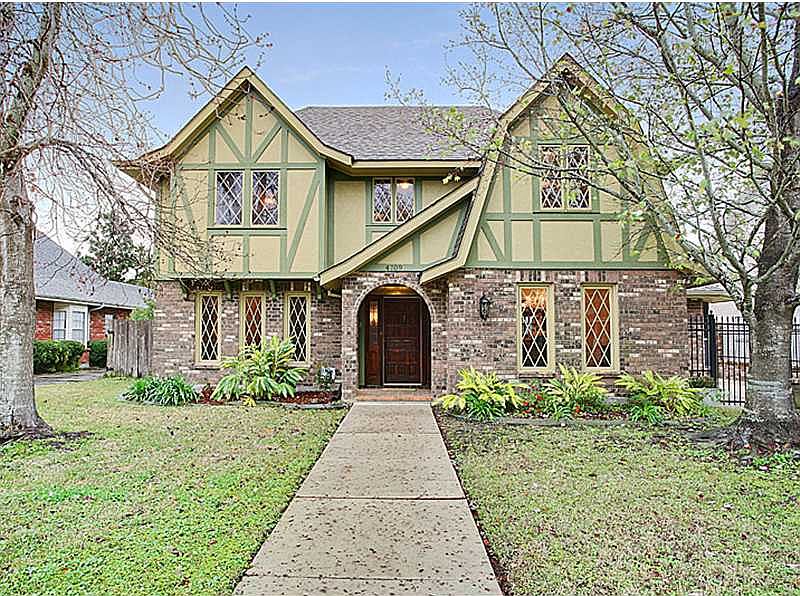 1st image of 4709 Woodland Ave