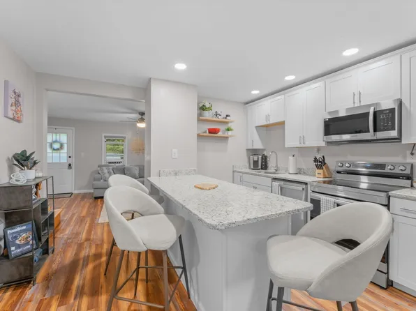 21 Mill Street Ct #4, Lancaster, MA 01523