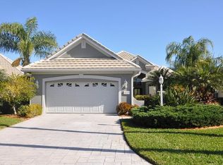 6539 Oakland Hills Dr, Lakewood Ranch, FL 34202