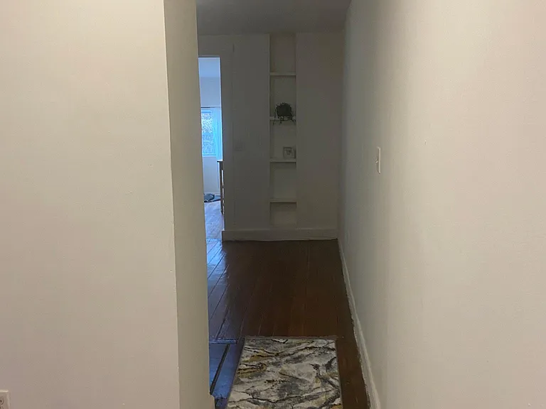 450 Belgrade St — Photo 13
