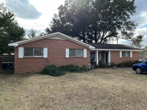 1002 E 27th Ave, Cordele, GA 31015