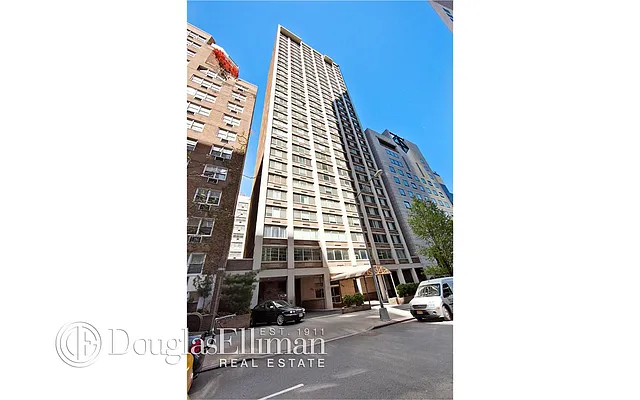 Rented by Douglas Elliman | media 10