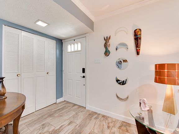 2nd image of 2210 Triway Ln #92