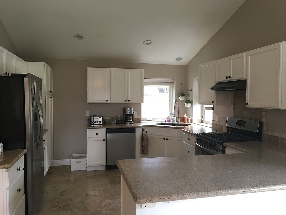 2nd image of 13432 Aubrey St