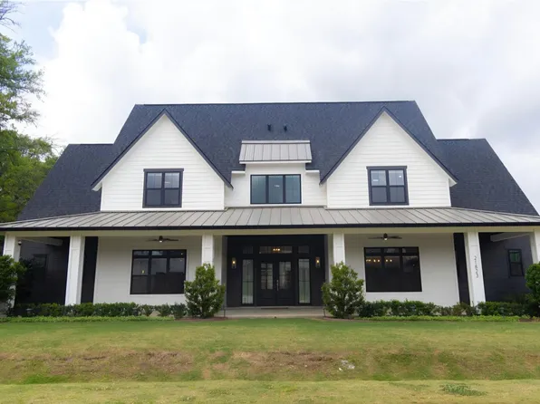 21823 White Oak View Dr, Tomball, TX 77375