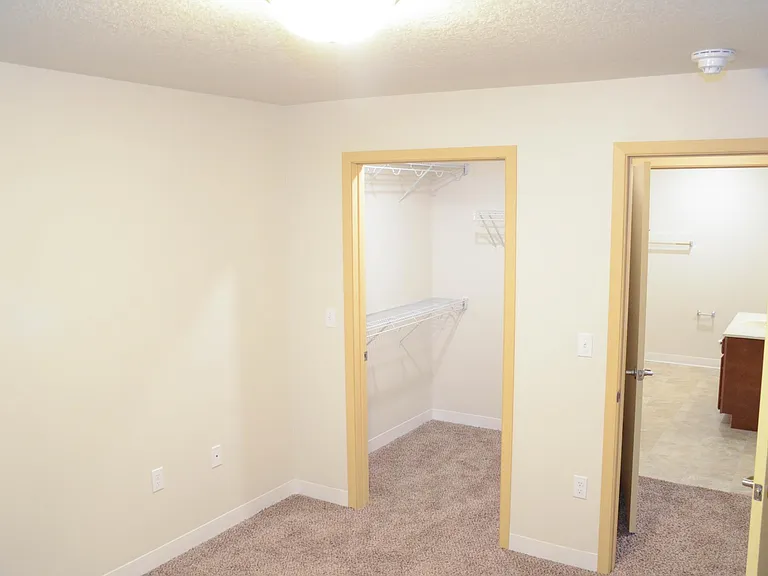 Willis Avenue Apartments — Photo 12