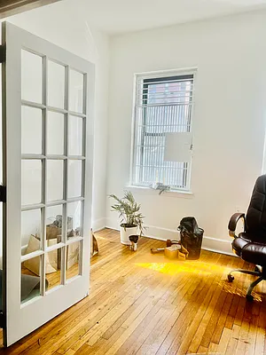 Rented by CitySites Real Estate Group | media 30