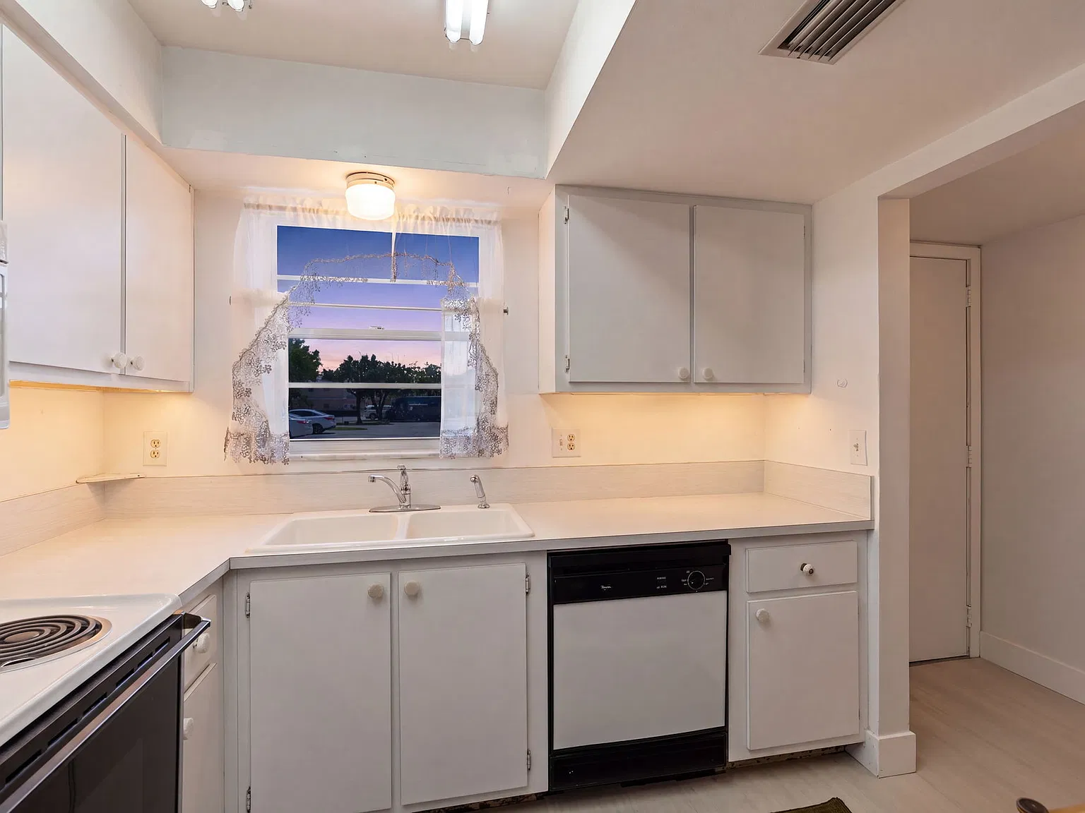 18081 SE Country Club Dr — Photo 4
