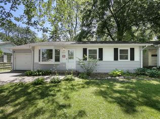 18121 W Lindenwood Dr, Grayslake, IL
