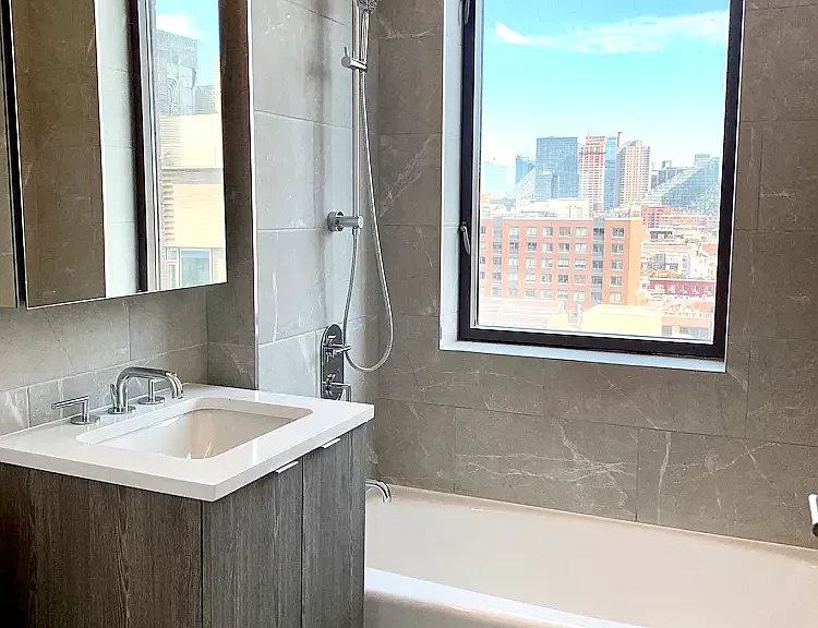 520 W 43rd St #32E — Photo 6