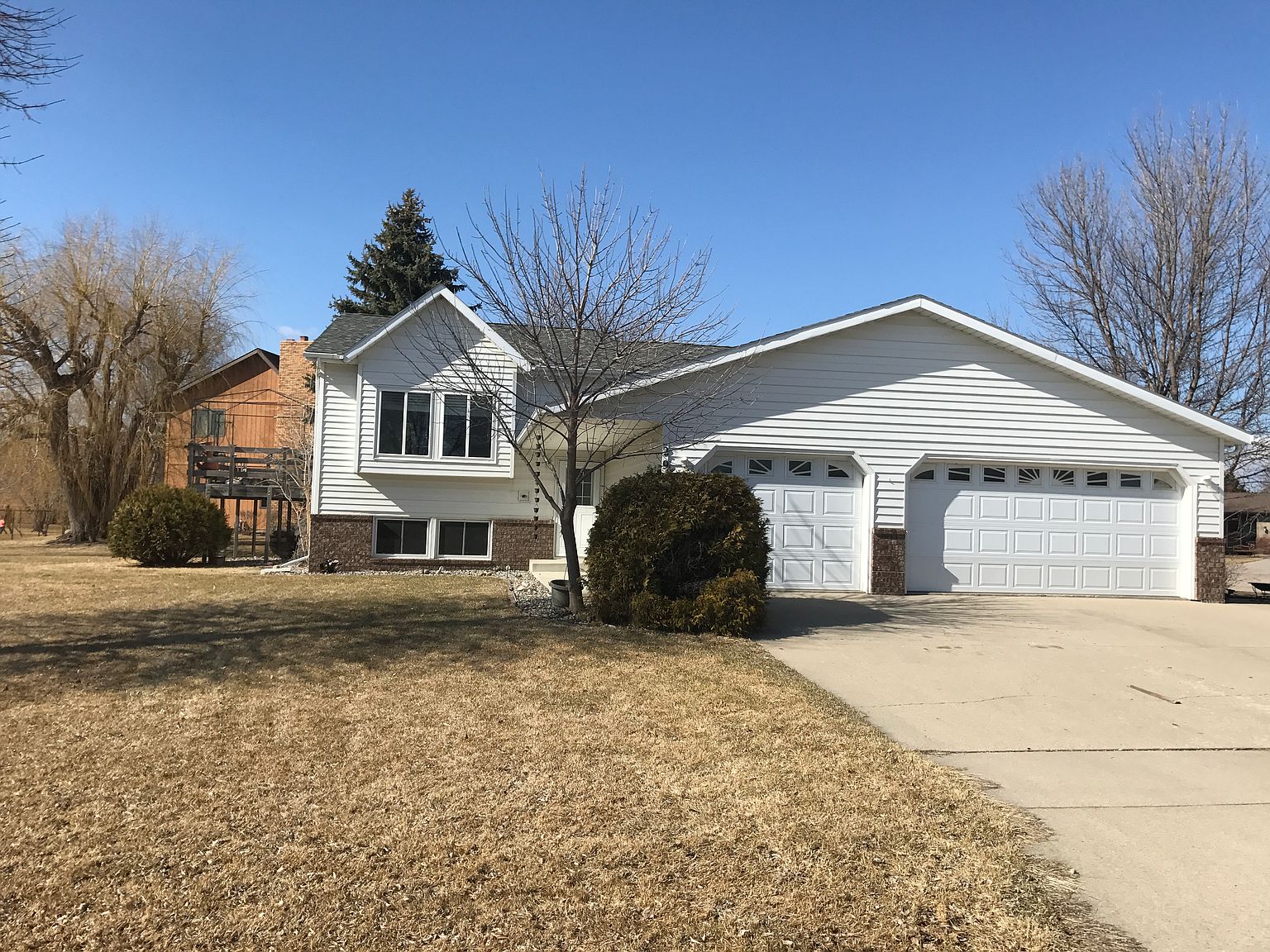 2918 Village Green Dr, Moorhead, MN 56560 Zillow