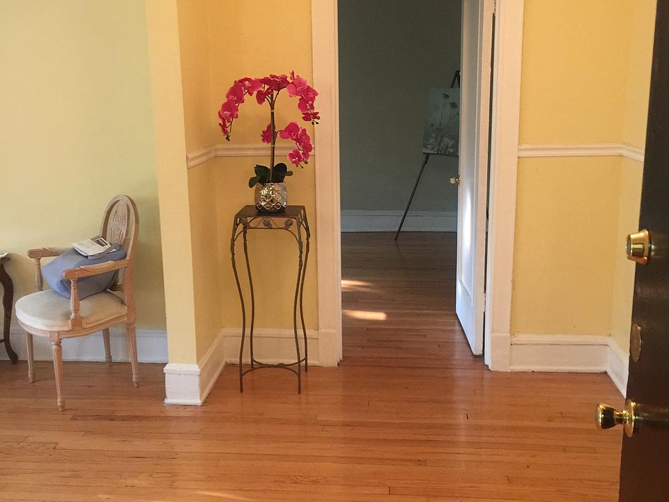1st image of 5133 S Greenwood Ave