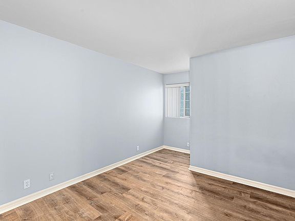 4th image of 4524 Wilson Ave Unit 201