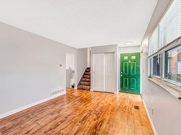 5th image of 43 Mollie Dr