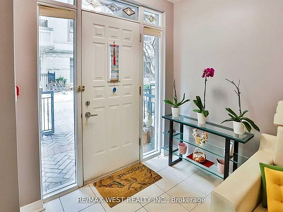3rd image of 330 Princess Royal Dr #108