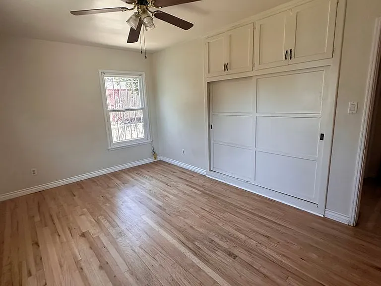 2152 Rexford Dr — Photo 16