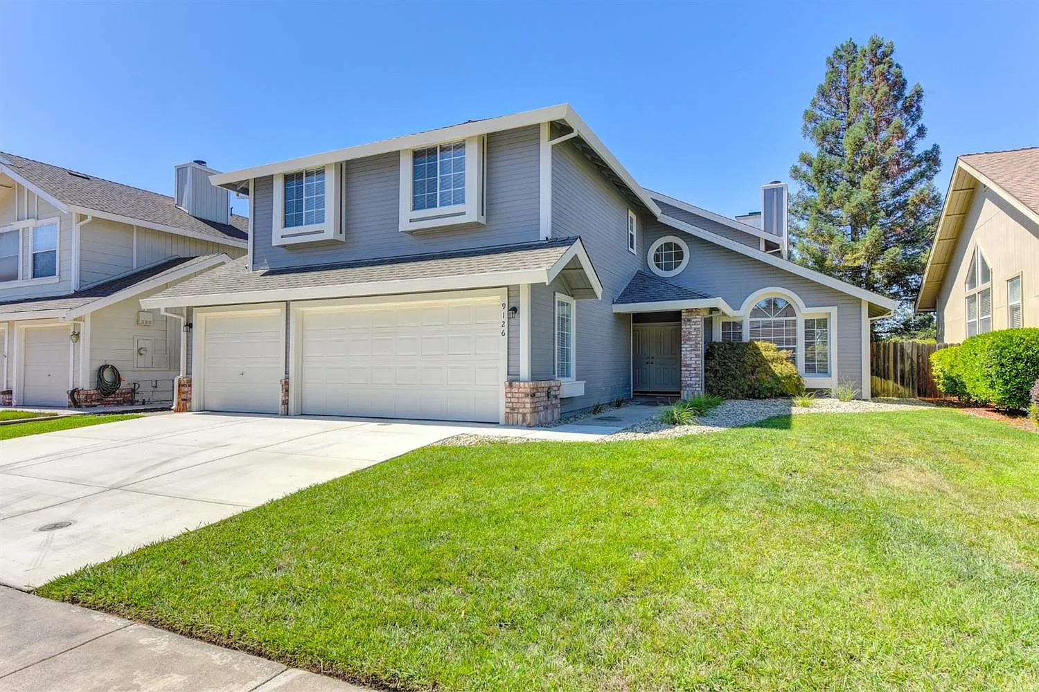 9126 Brienne Way photo 1