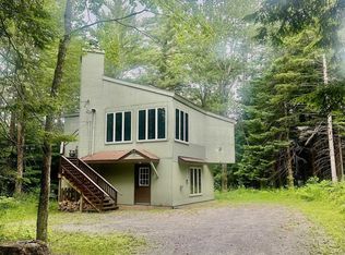 1 Burnt Hill Ln, Bondville, VT 05340