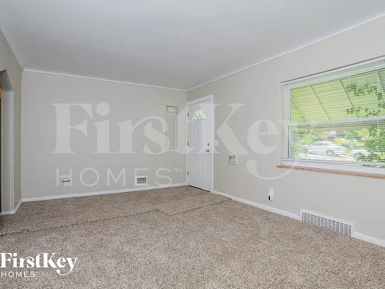 5256 Ponce Ln — Photo 5