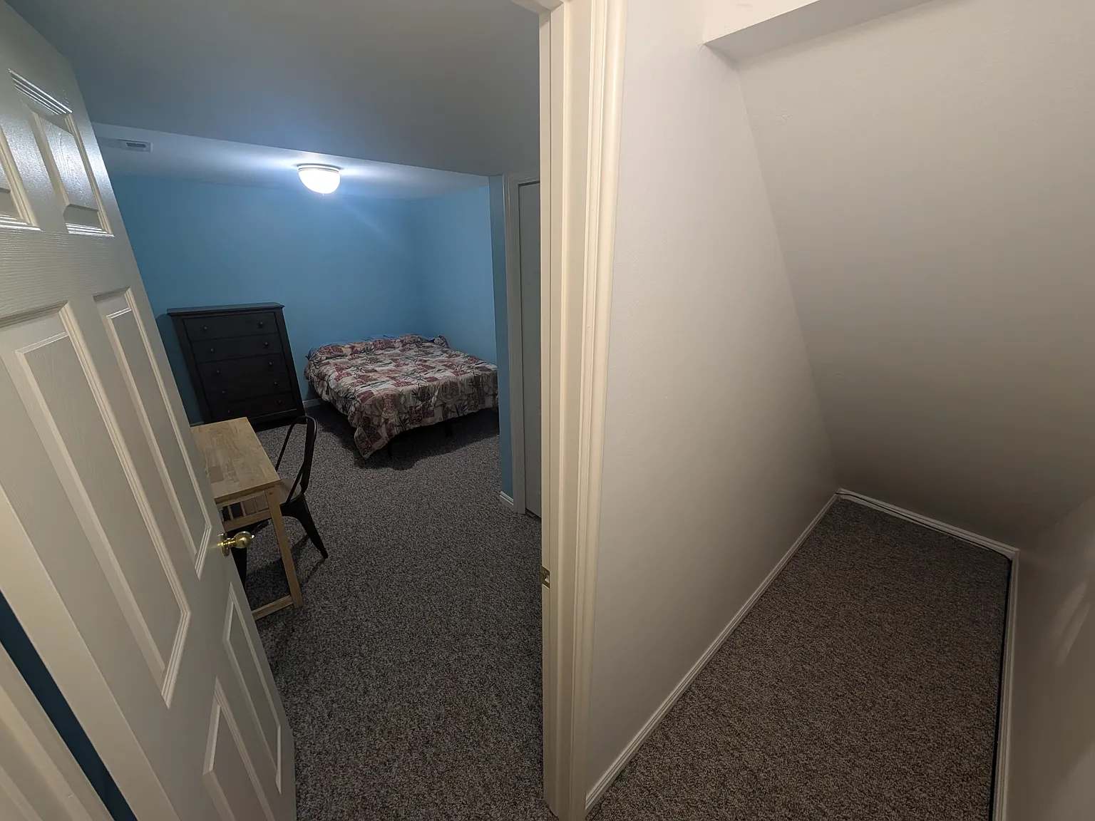4 bed, $700 — Photo 3