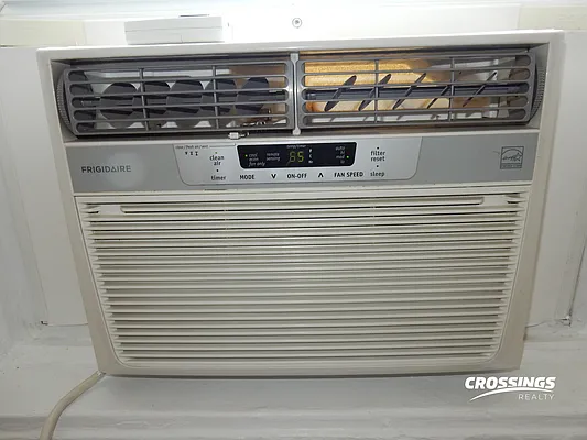 Rented by Crossings Realty | media 9