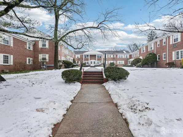 445 Morris Ave #11-D, Springfield, NJ 07081