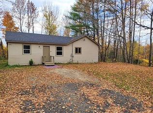 360 Holley Rd, Farmington, ME 04938