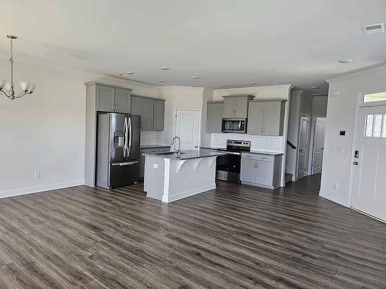 422 Yellow Fox Rd — Photo 8