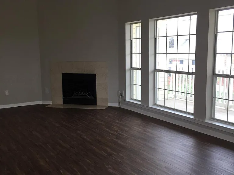 672 Gateway Dr SE #612 — Photo 24