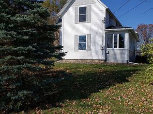 10220 Hill Rd, Swartz Creek, MI 48473