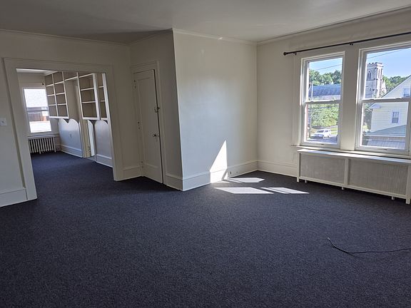 2nd image of 1901 N Washington Ave
