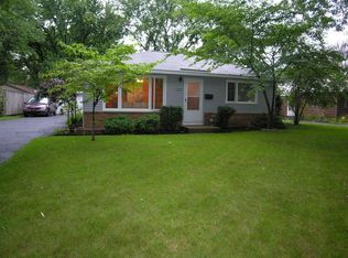 3719 Wren Ln, Rolling Meadows, IL 60008