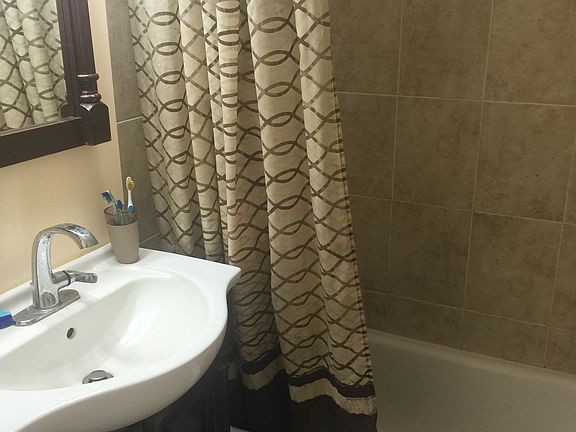 Guest Bath Room