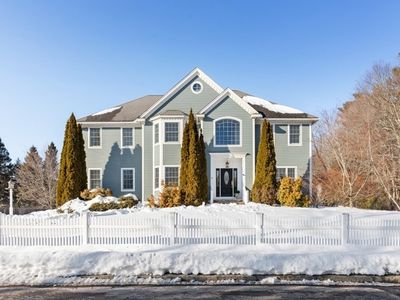 18 Symonds Way, Reading, MA, 01867