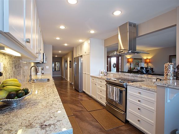3rd image of 3 Antigua Ct