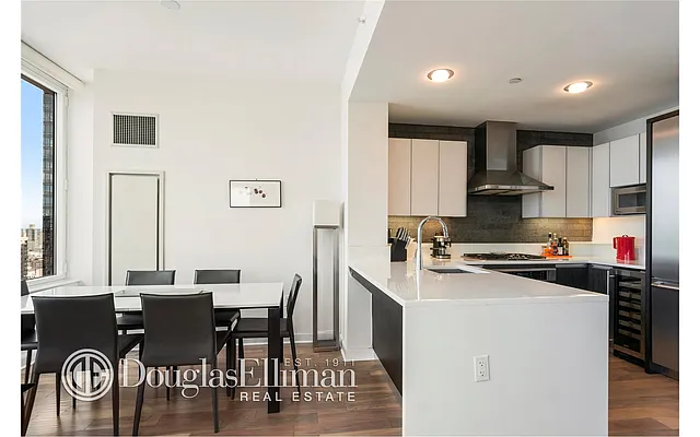 Rented by Douglas Elliman | media 26