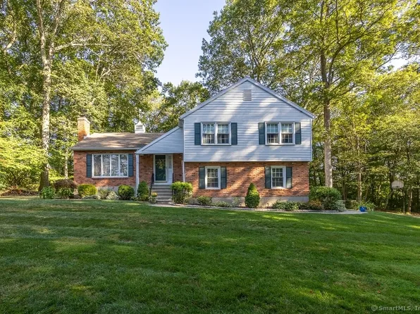 66 Cornwall Drive, Watertown, CT 06795